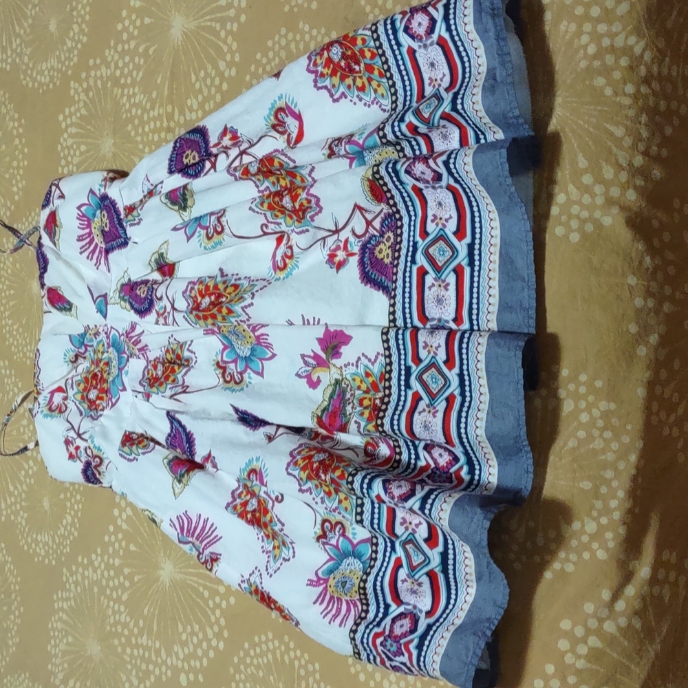 Cute little sundress, sizes L.